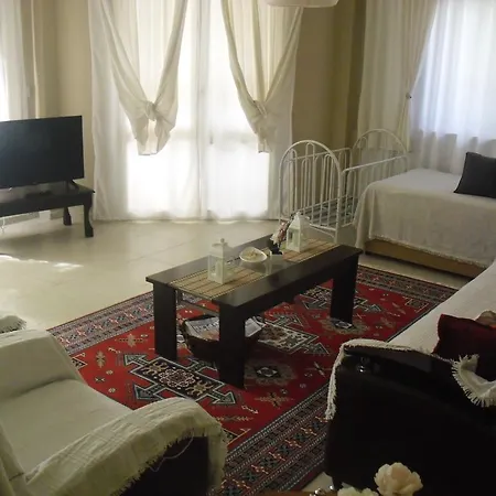 Gaby Kusadası